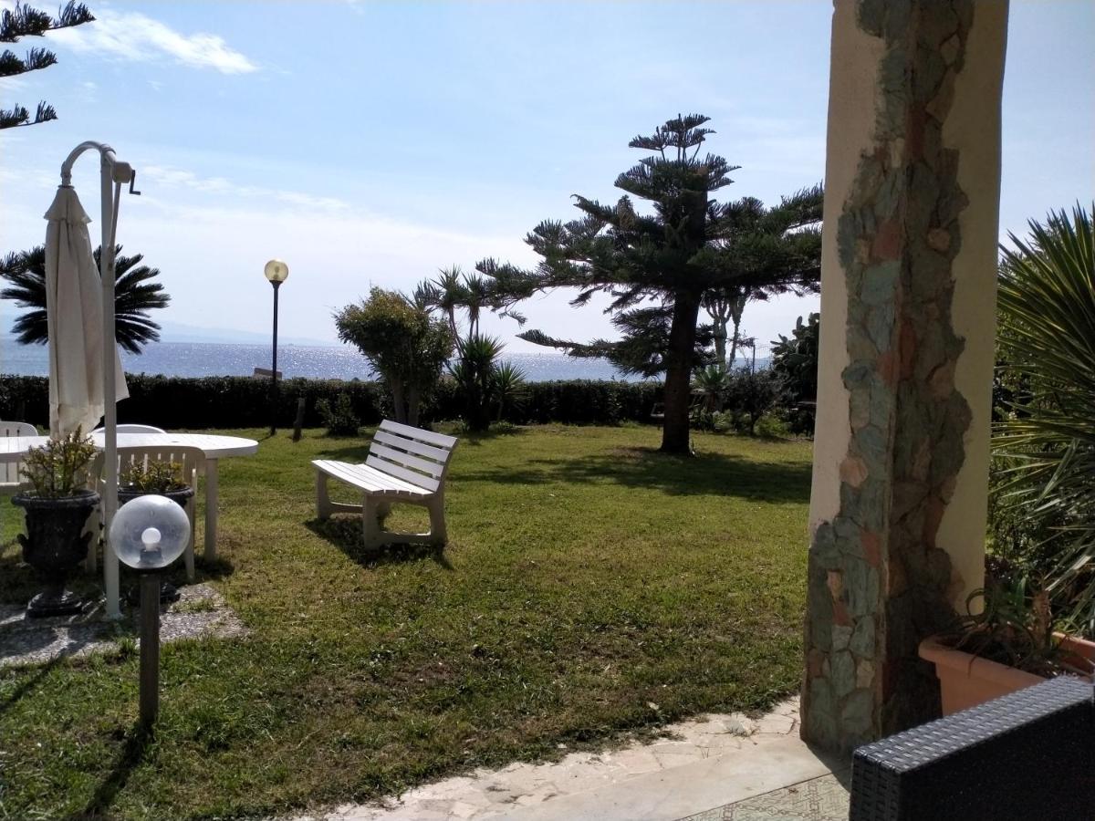 Villa Sullo Stretto Sant'Agata  Dış mekan fotoğraf