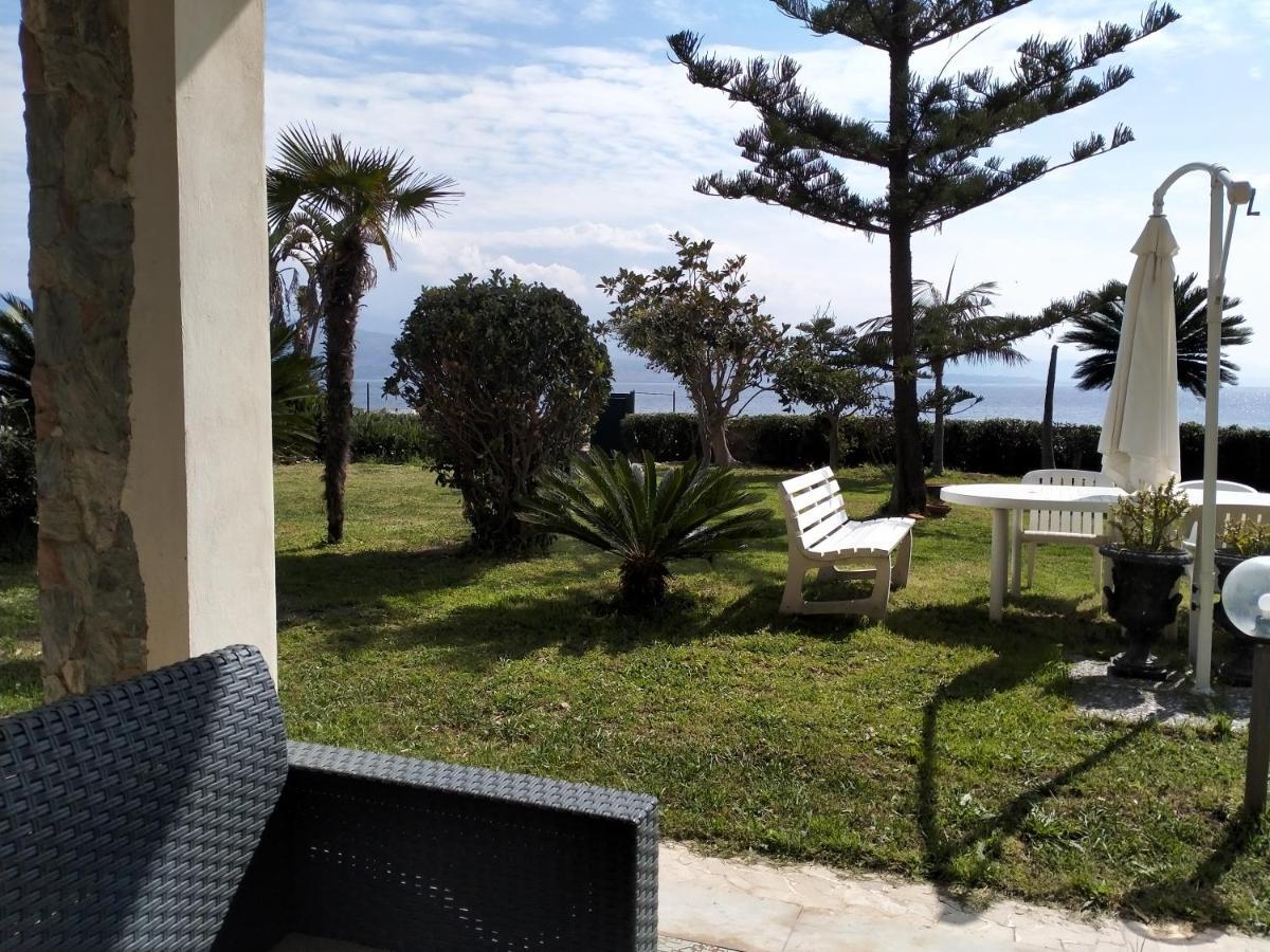 Villa Sullo Stretto Sant'Agata  Dış mekan fotoğraf
