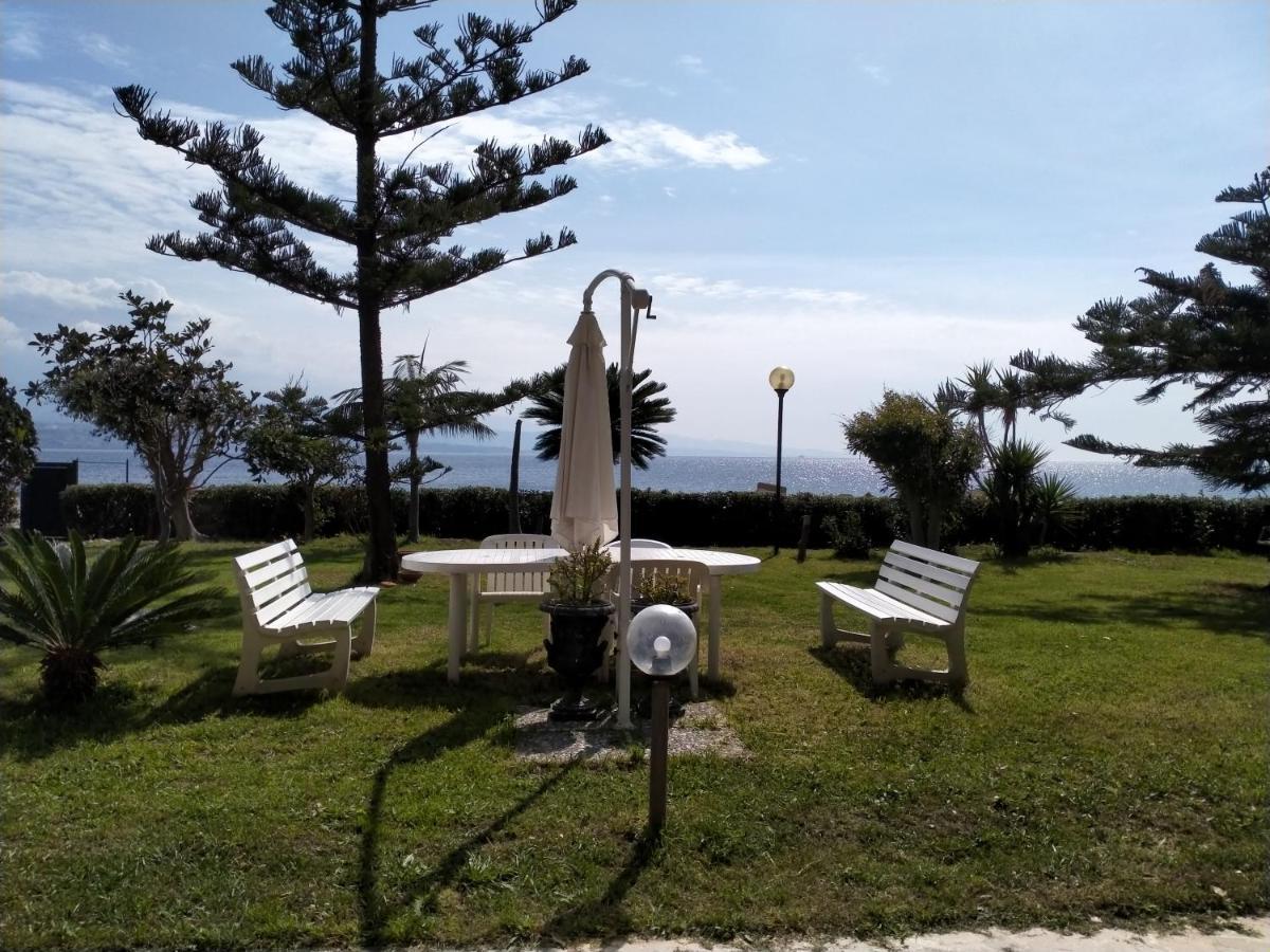 Villa Sullo Stretto Sant'Agata  Oda fotoğraf