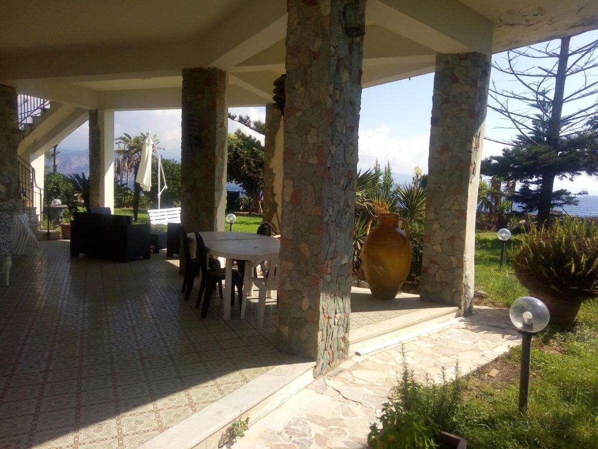 Villa Sullo Stretto Sant'Agata  Dış mekan fotoğraf